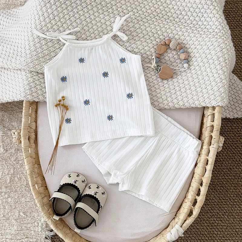 Daisy Breeze Summer Set